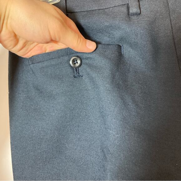 Louis Raphael Tailored 33 x 30 Navy Blue Pleated Tapered Straight Slacks Pants - Picture 7 of 9